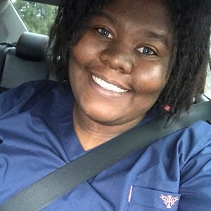 Meet your Posher, Jazmine